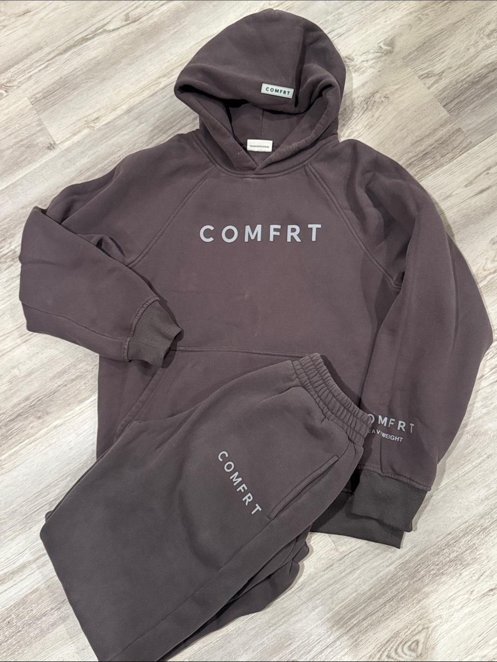 Comfrt heavyweight Sweat set (sweatpants and sweatshirt)